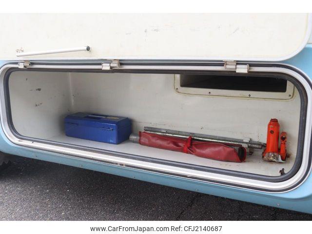 Isuzu Elf Truck 2000 thumbnail 28