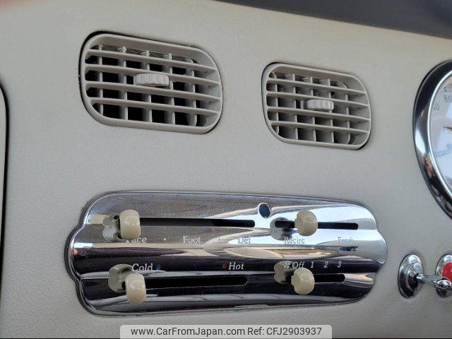 Nissan Figaro 1991 thumbnail 4