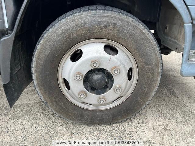 Mitsubishi Fuso Canter 1998 thumbnail 35