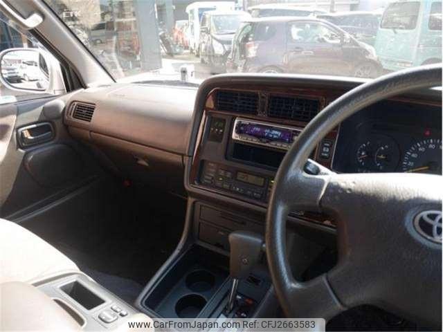 Toyota Hiace Wagon 2001 thumbnail 23