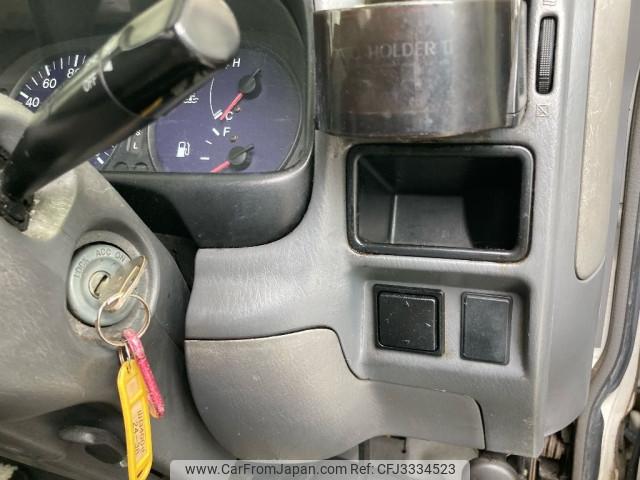 Mazda Bongo Brawny Van 2001 thumbnail 6
