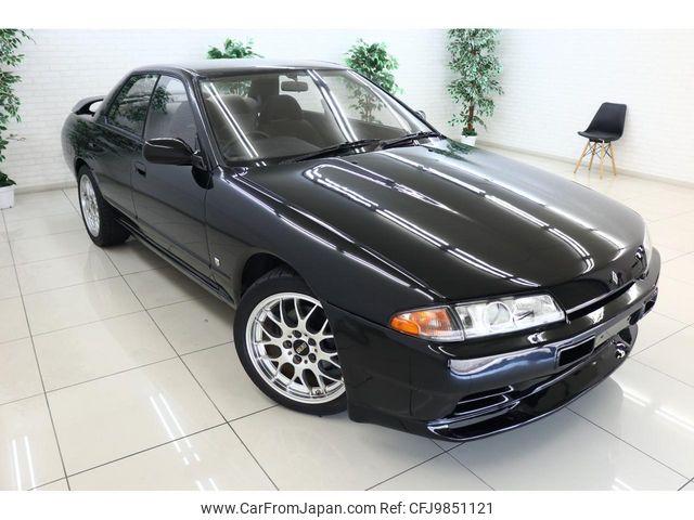 Nissan Skyline 1990