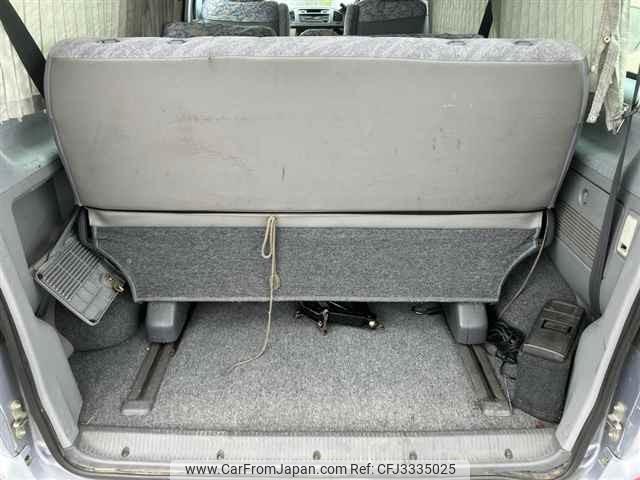 Toyota Hiace Regius thumbnail 11