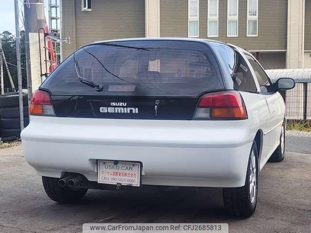 Isuzu Gemini 1992 thumbnail 7