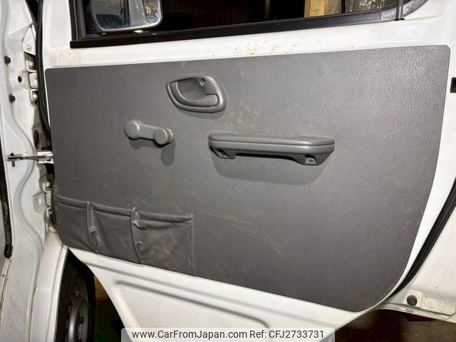 Suzuki Carry Truck 2000 thumbnail 41