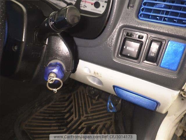 Toyota Starlet 1998 thumbnail 9