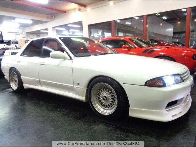 Nissan Skyline 1990 thumbnail 16