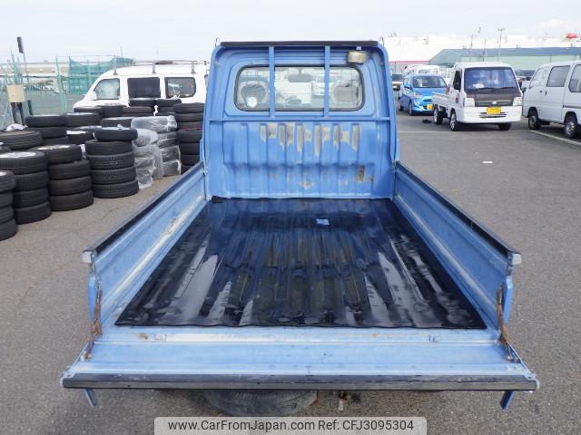 Daihatsu Hijet Truck 2001 thumbnail 8