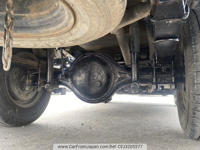 Mitsubishi Fuso Canter Guts 2001 thumbnail 11