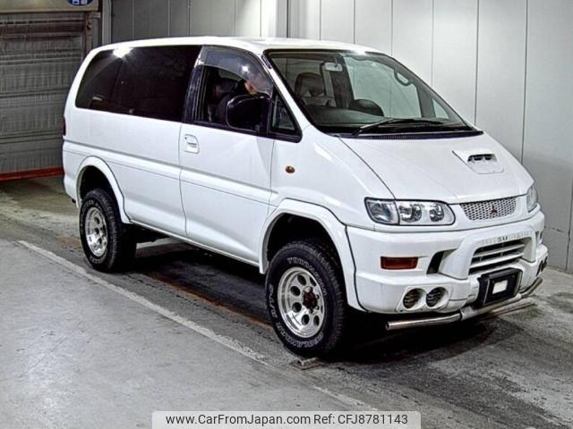Mitsubishi Delica Spacegear 1999