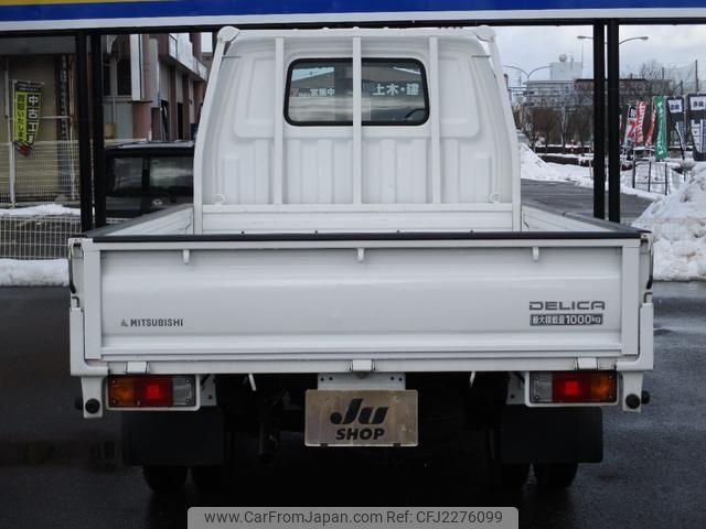 Mitsubishi Delica Truck 2001 thumbnail 9