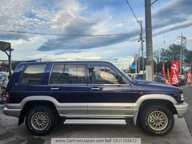 Isuzu Bighorn 1998 thumbnail 4