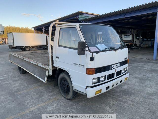 Isuzu Elf Truck 1989 thumbnail 4