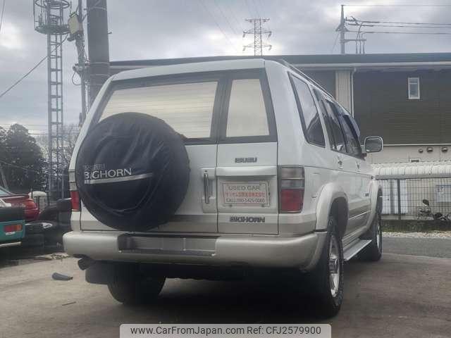 Isuzu Bighorn 2000 thumbnail 7