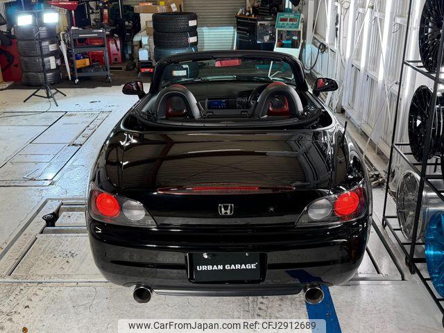 Honda S2000 2000 thumbnail 4