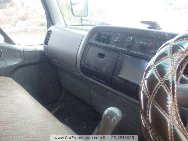 Mitsubishi Fuso Canter 1997 thumbnail 9