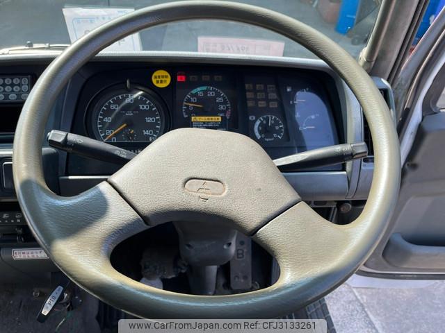 Mitsubishi Fuso Fighter 1996 thumbnail 9