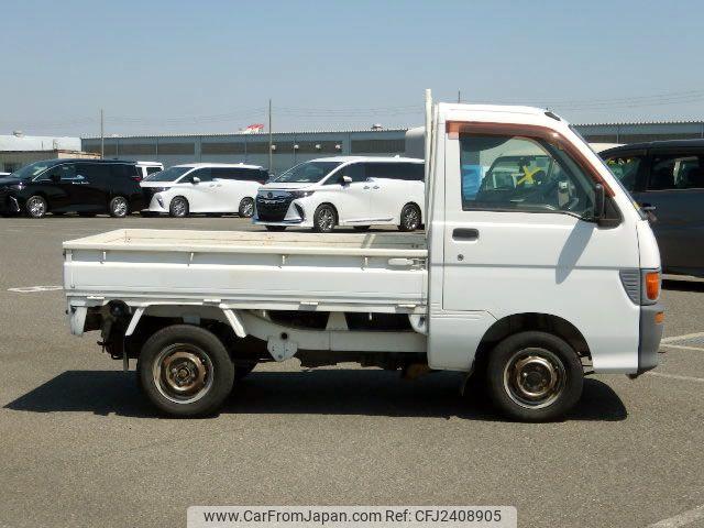 Daihatsu Hijet Truck 1998 thumbnail 4