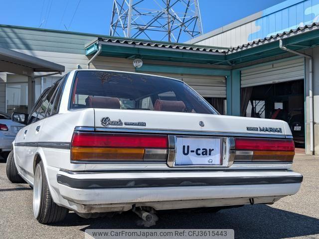 Toyota Mark II 1987 thumbnail 2