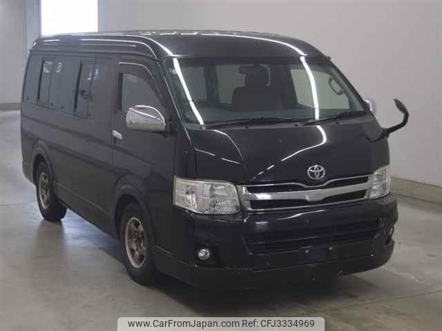 Toyota Hiace Wagon