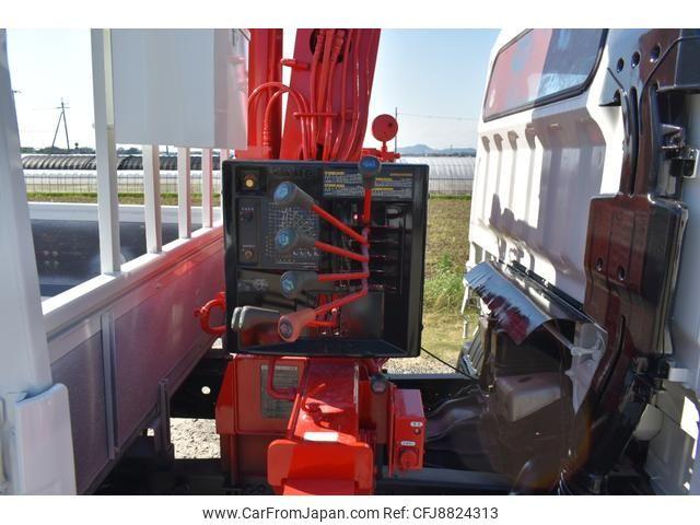 Mitsubishi Fuso Canter 1997 thumbnail 62