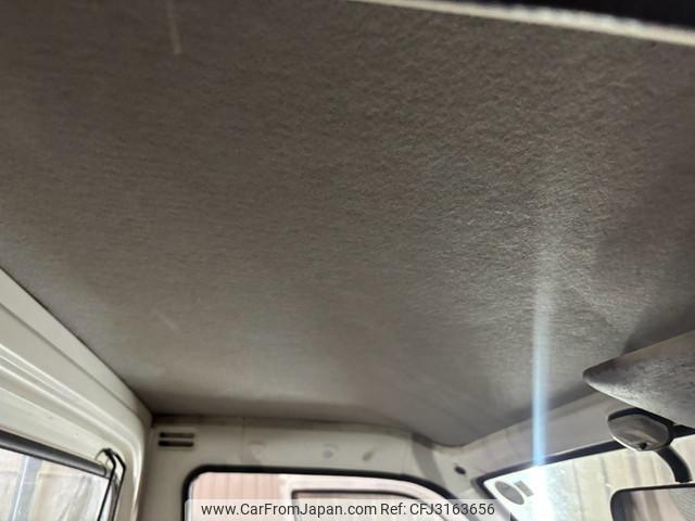 Daihatsu Hijet Truck 2000 thumbnail 35