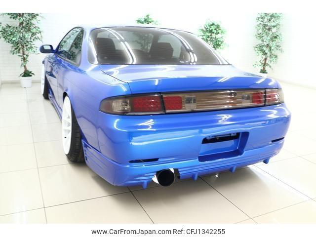 Nissan Silvia 1993 thumbnail 12