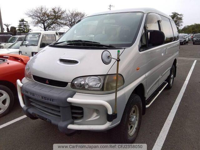 Mitsubishi Delica Spacegear 1996