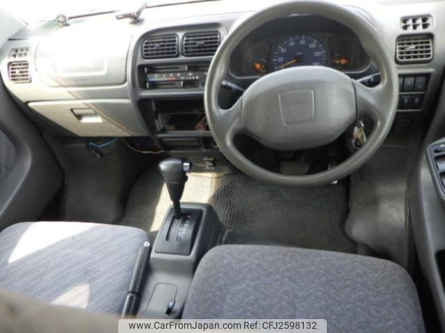 Suzuki Every Wagon 2000 thumbnail 4