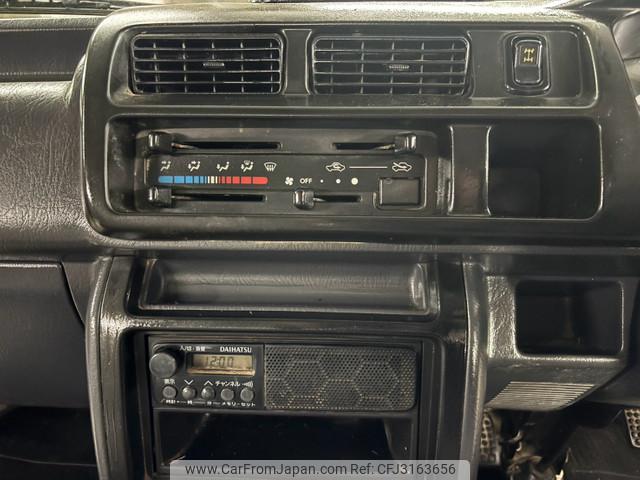 Daihatsu Hijet Truck 2000 thumbnail 29