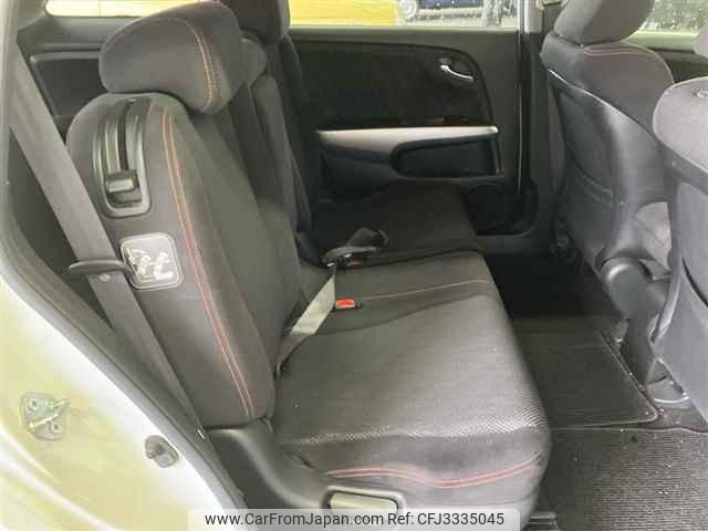Honda Stream thumbnail 9