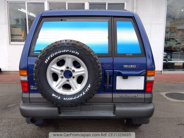 Isuzu Bighorn 1998 thumbnail 4