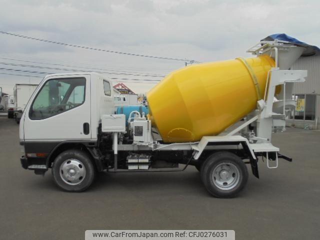 Mitsubishi Fuso Canter 2001 thumbnail 10
