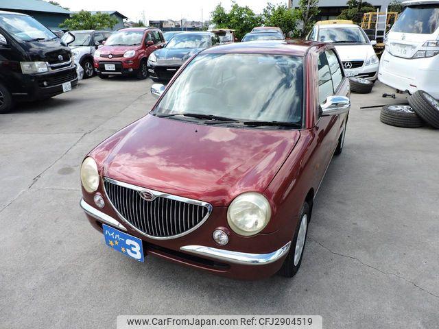 Daihatsu Opti 2000