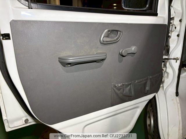 Suzuki Carry Truck 2000 thumbnail 37
