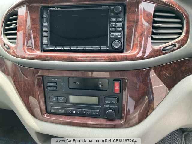 Toyota Hiace Regius thumbnail 7
