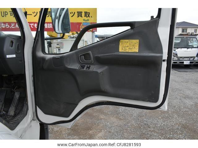 Mitsubishi Fuso Fighter 2000 thumbnail 20