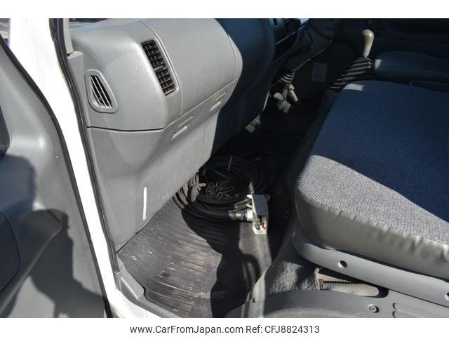 Mitsubishi Fuso Canter 1997 thumbnail 10