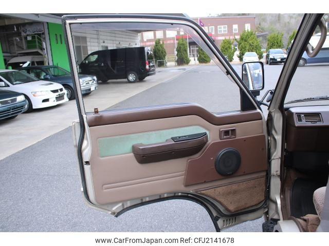 Toyota Hiace Wagon 1989 thumbnail 27