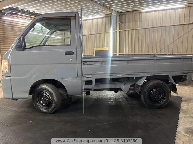 Daihatsu Hijet Truck 2000 thumbnail 8