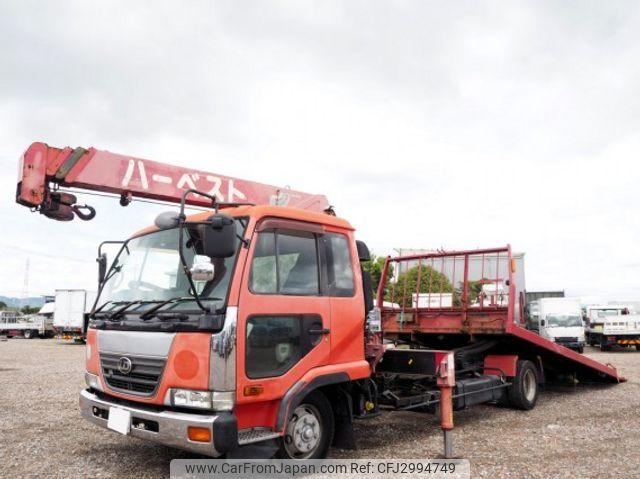 Nissan Diesel UD Condor 2000
