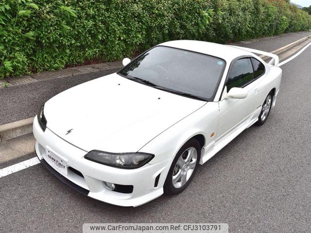 Nissan Silvia 1999 thumbnail 2