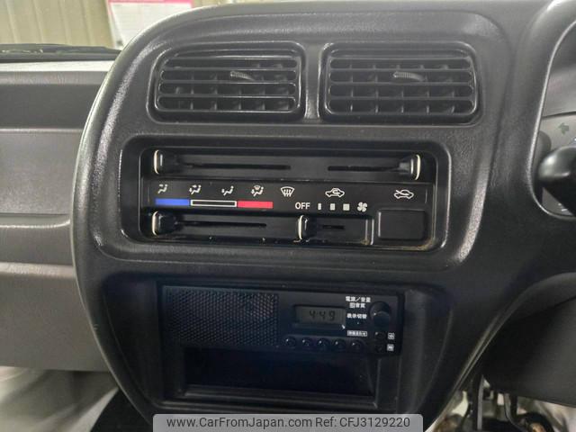 Suzuki Carry Truck 2000 thumbnail 29