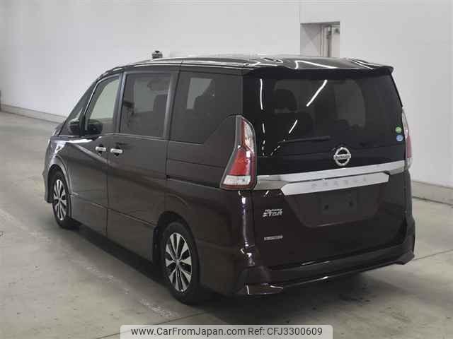 Nissan Serena thumbnail 2