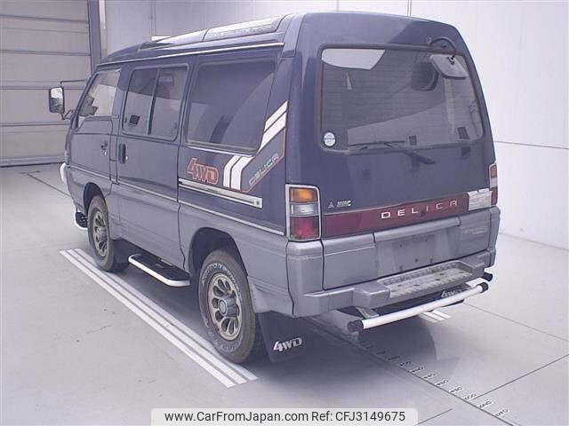 Mitsubishi Delica Starwagon 1991 thumbnail 2