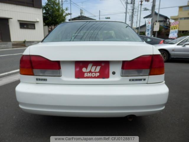 Isuzu Gemini 2000 thumbnail 7