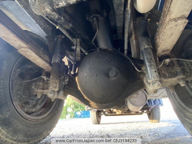 Mitsubishi Fuso Canter 2000 thumbnail 14