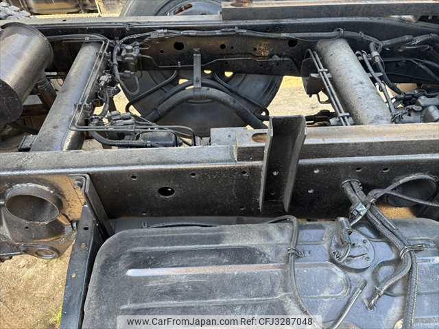 Mitsubishi Fuso Canter 1997 thumbnail 45