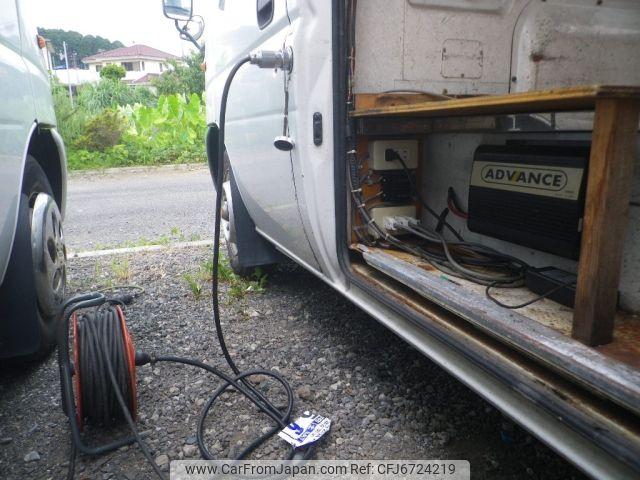 Isuzu Elf Ut 1999 thumbnail 10