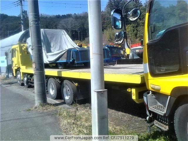 Mitsubishi Fuso The Great 1989 thumbnail 3